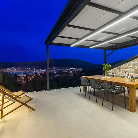 Mare Villa Vinišće